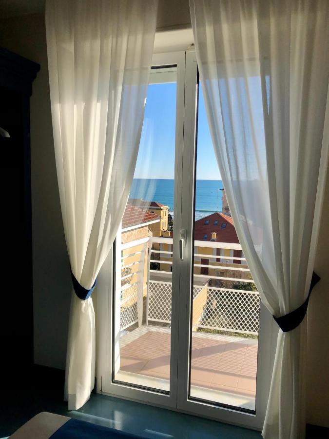 Mh Hotel Varazze Exteriér fotografie