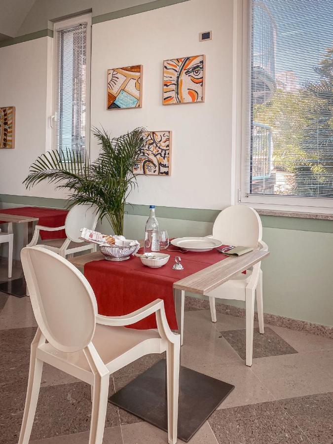 Mh Hotel Varazze Exteriér fotografie